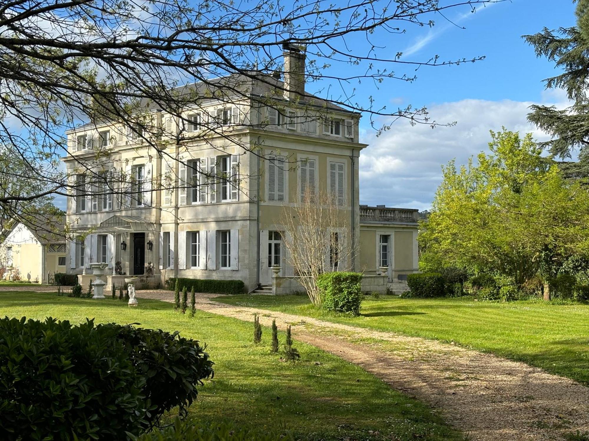 La Maison Au Cedre Marsac-sur-l'Isle ภายนอก รูปภาพ
